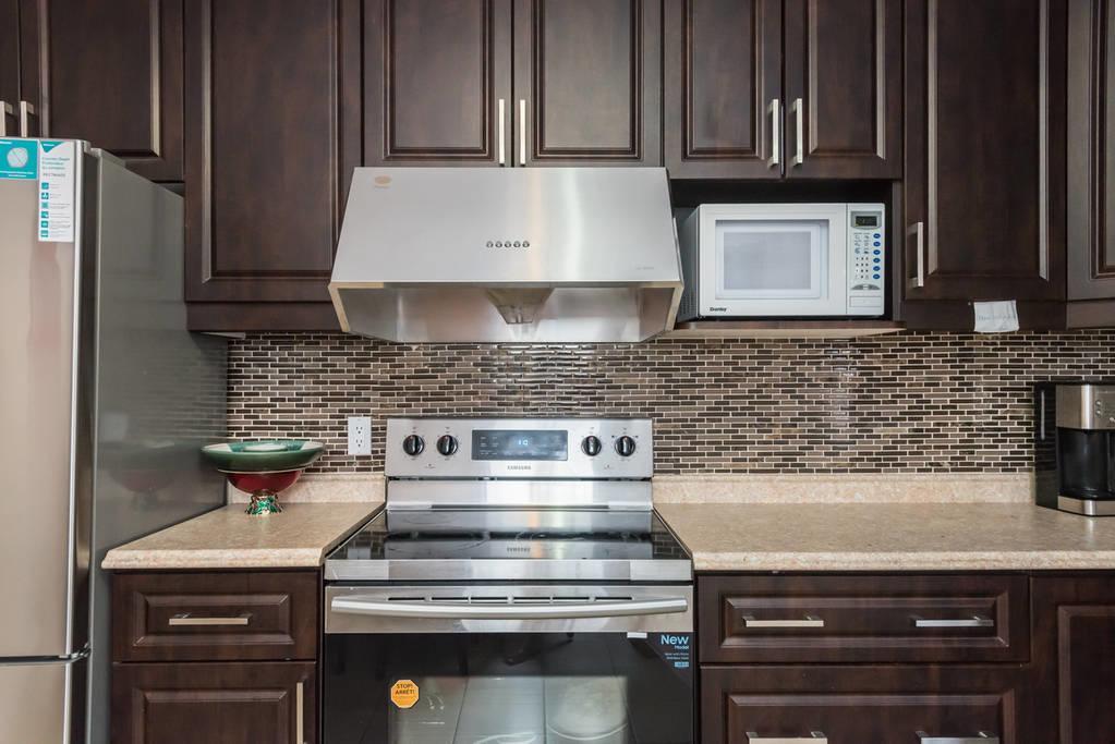 Lili Garden Toronto Ngoại thất bức ảnh