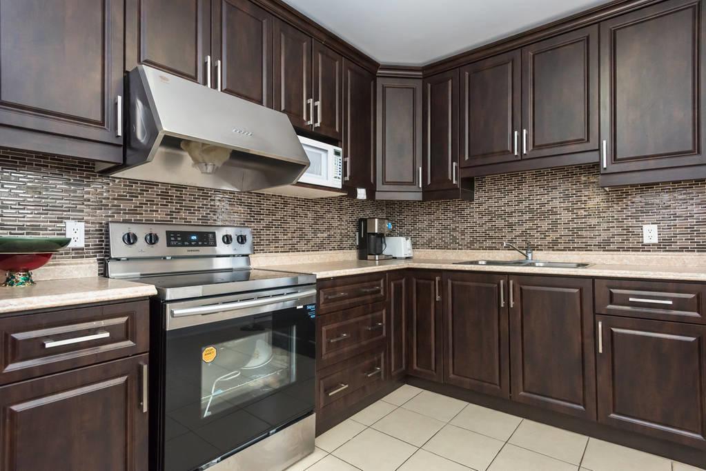 Lili Garden Toronto Ngoại thất bức ảnh