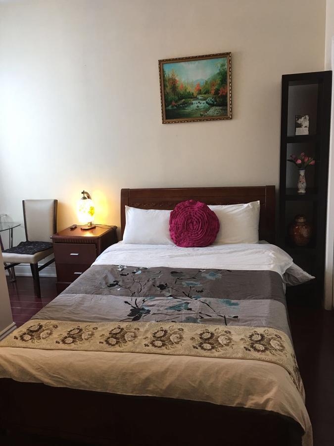 Lili Garden Toronto Ngoại thất bức ảnh